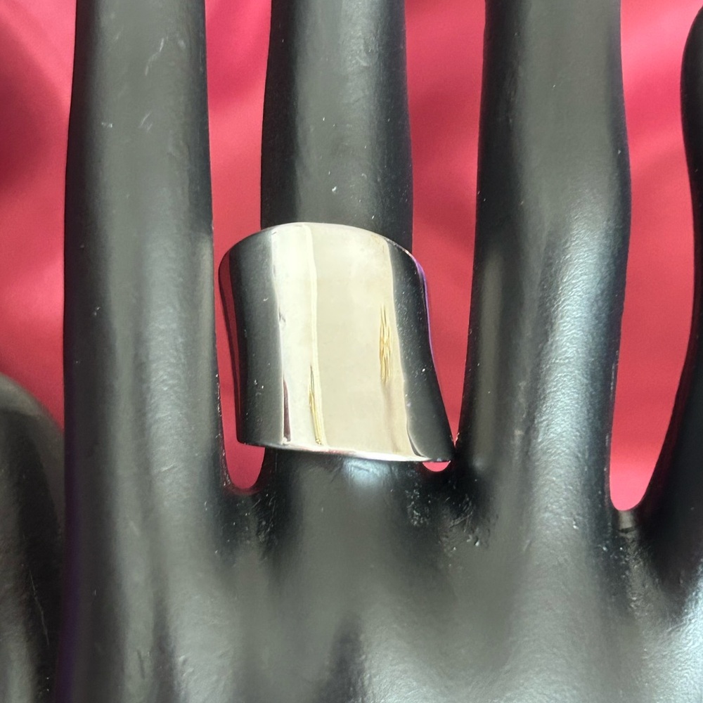 Chic 925 Sterling Silver Wide Angled Band Ring - Sz. 5 (Never Worn)